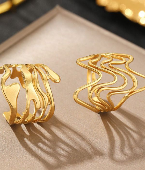 Geometric Multilayered Ring Set (2)