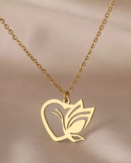 Love heart butterfly necklace (2)