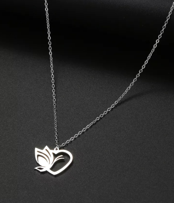 Love heart butterfly necklace