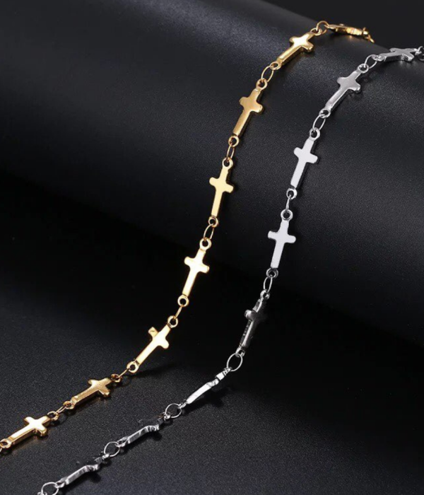 Women Cross Link Necklace & Bracelet Set (2)